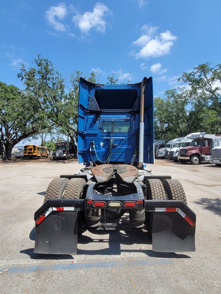 Truck Thumbnail 3