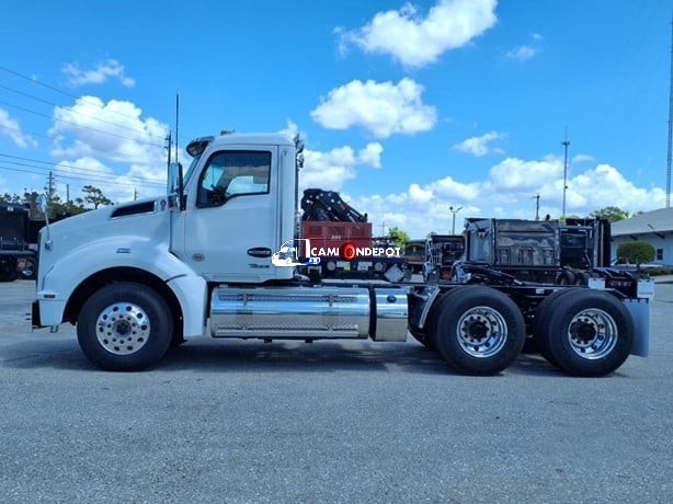 Truck Thumbnail 4