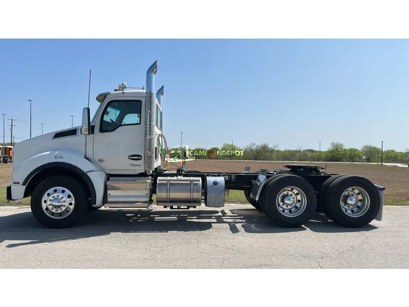 Truck Thumbnail 3