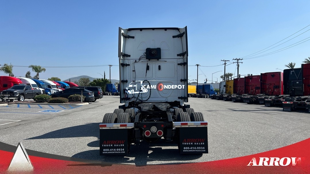 Truck Thumbnail 4