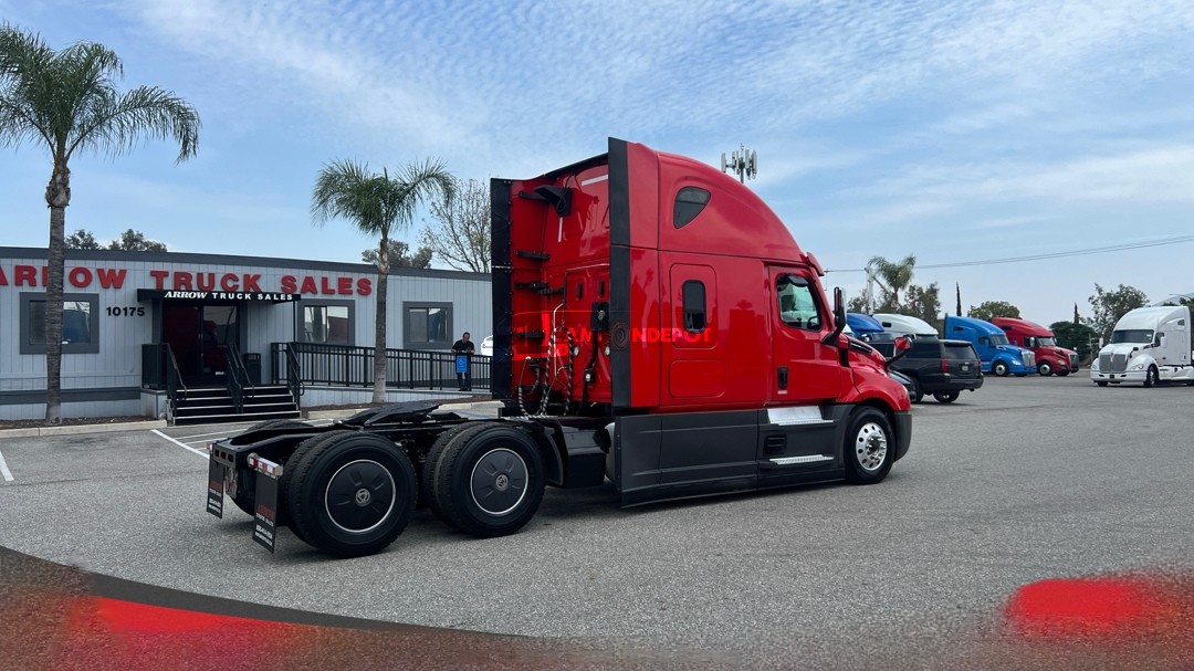 Truck Thumbnail 7