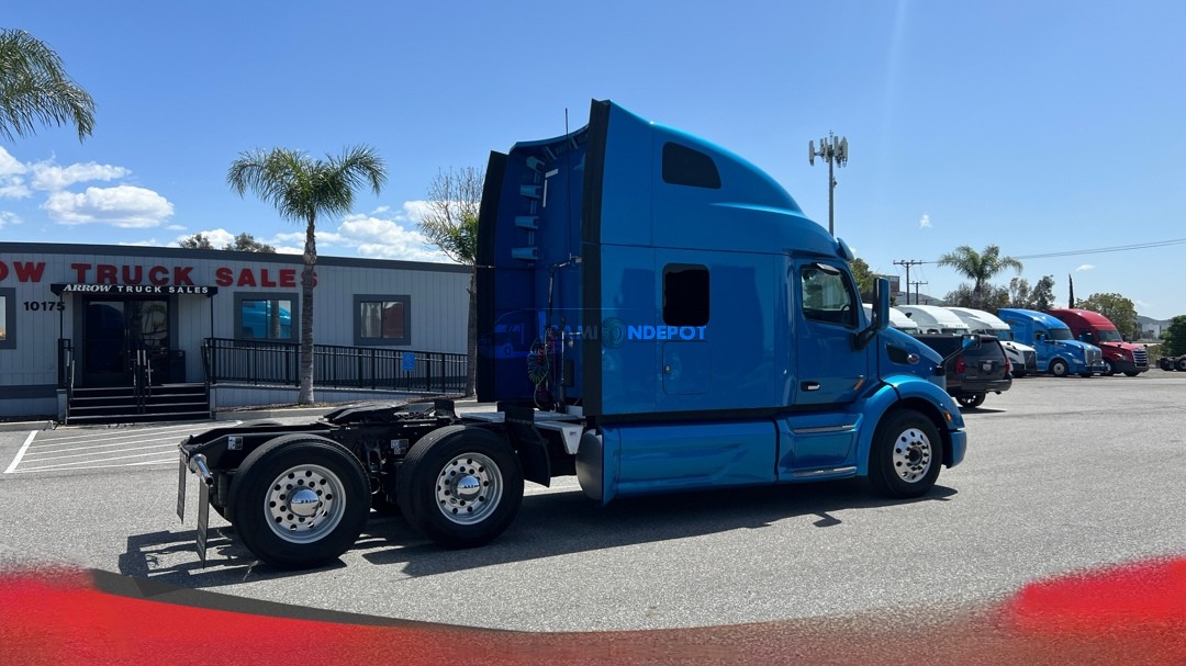 Truck Thumbnail 7