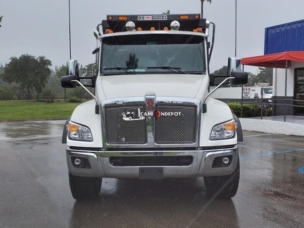 Truck Thumbnail 2