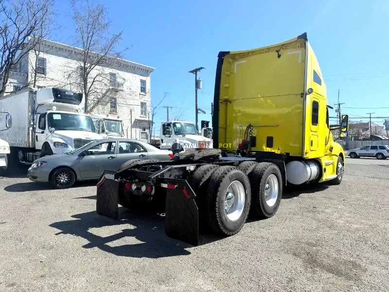 Truck Thumbnail 3