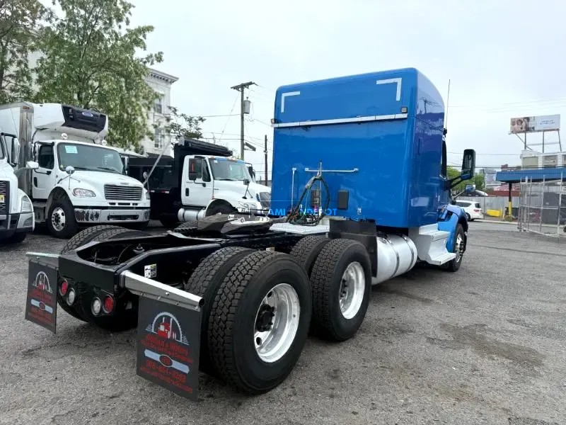 Truck Thumbnail 3