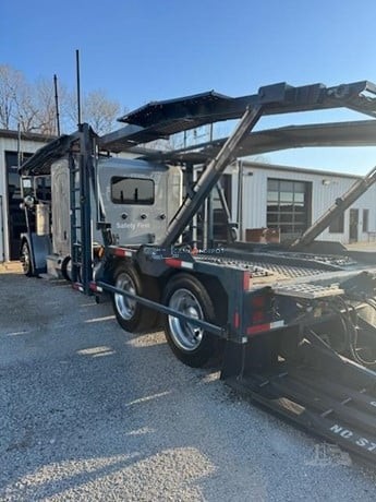 Truck Thumbnail 3