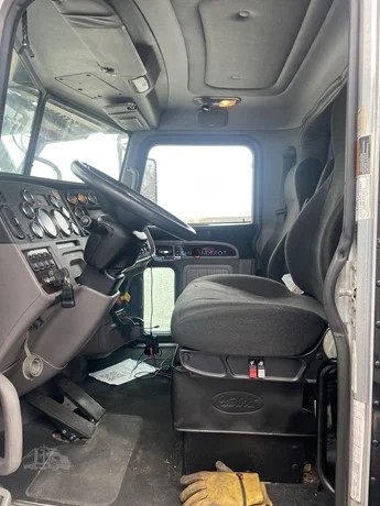 Truck Thumbnail 4