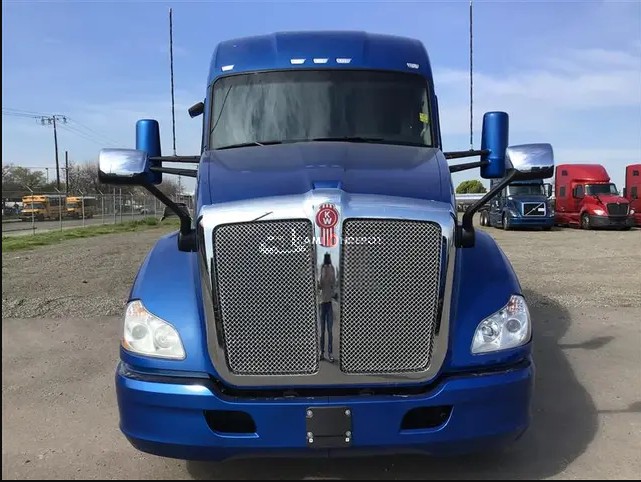 Truck Thumbnail 2