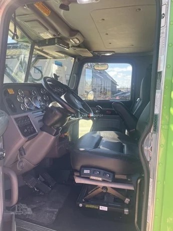 Truck Thumbnail 4