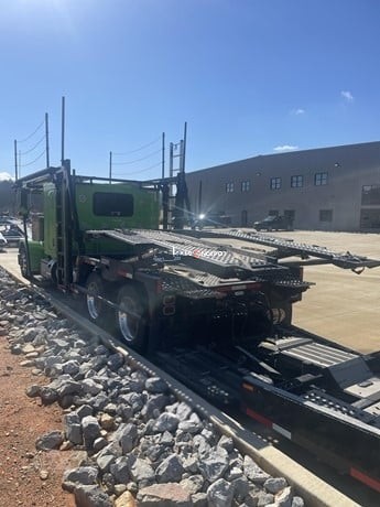 Truck Thumbnail 3