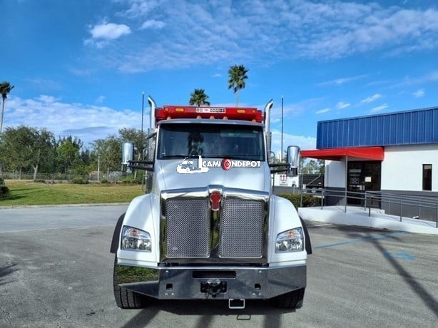 Truck Thumbnail 2