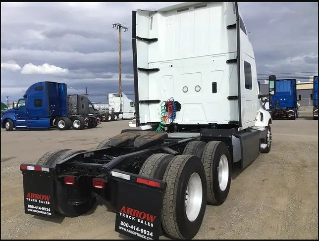 Truck Thumbnail 8