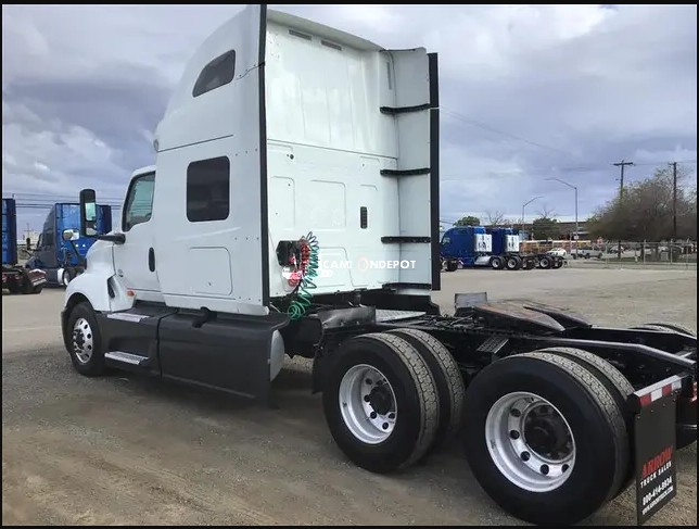 Truck Thumbnail 6