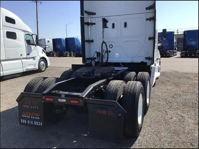 Truck Thumbnail 6
