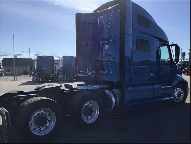 Truck Thumbnail 7