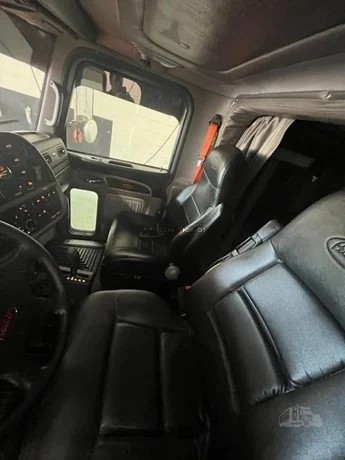 Truck Thumbnail 5
