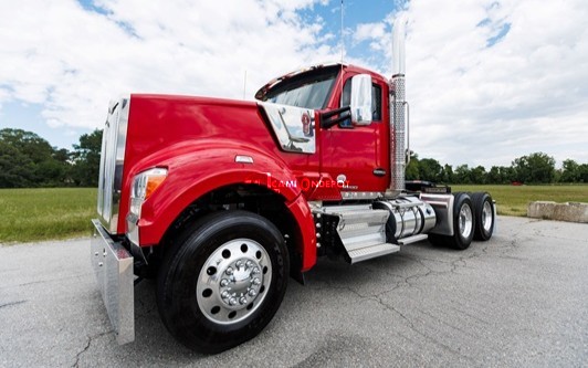 Truck Thumbnail 3