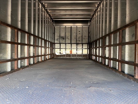 Truck Thumbnail 5