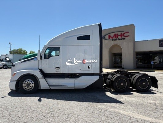 Truck Thumbnail 4