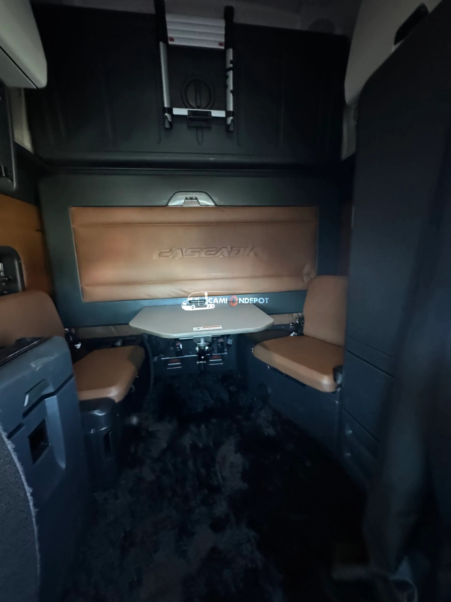 Truck Thumbnail 3