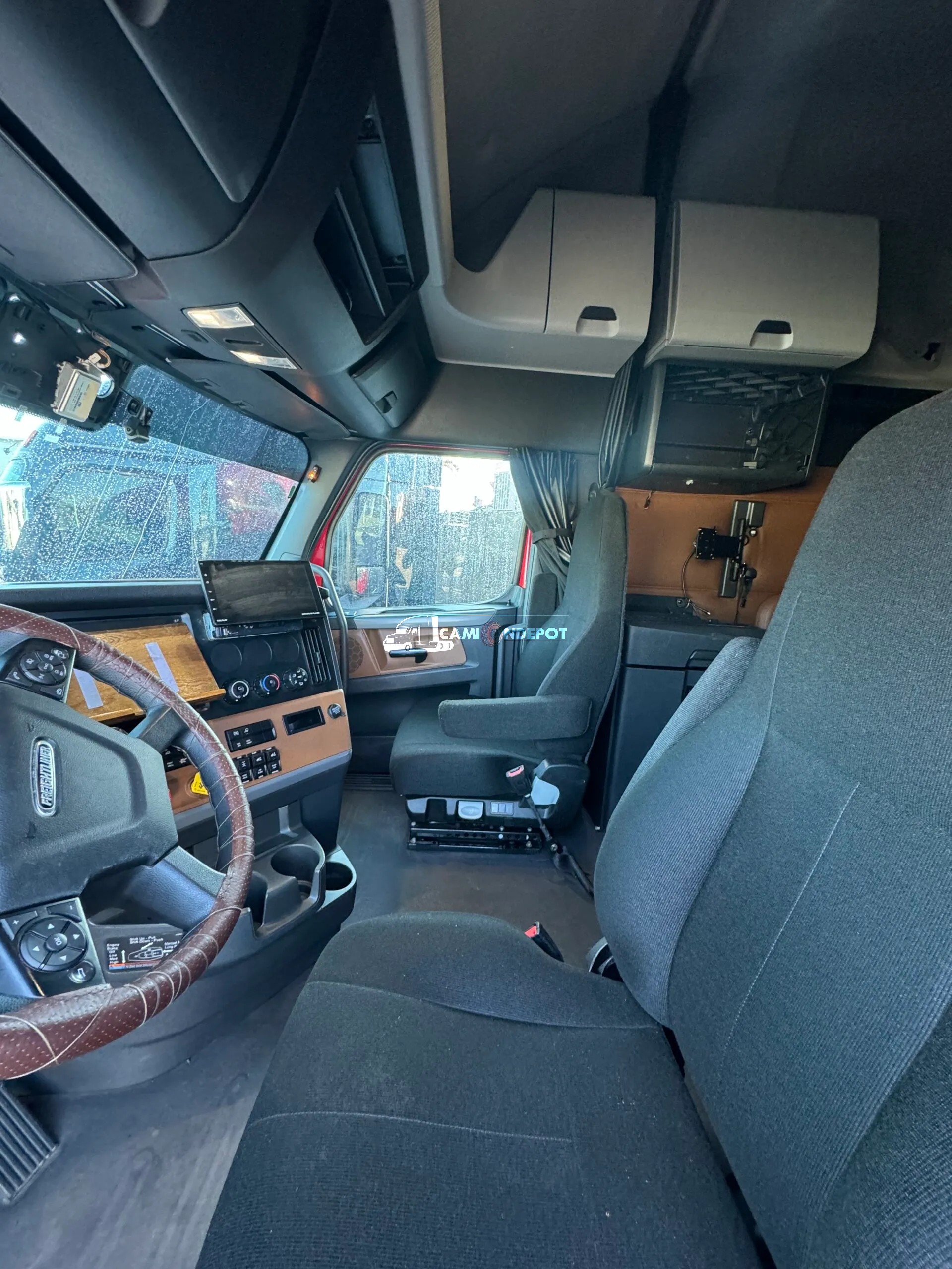 Truck Thumbnail 2