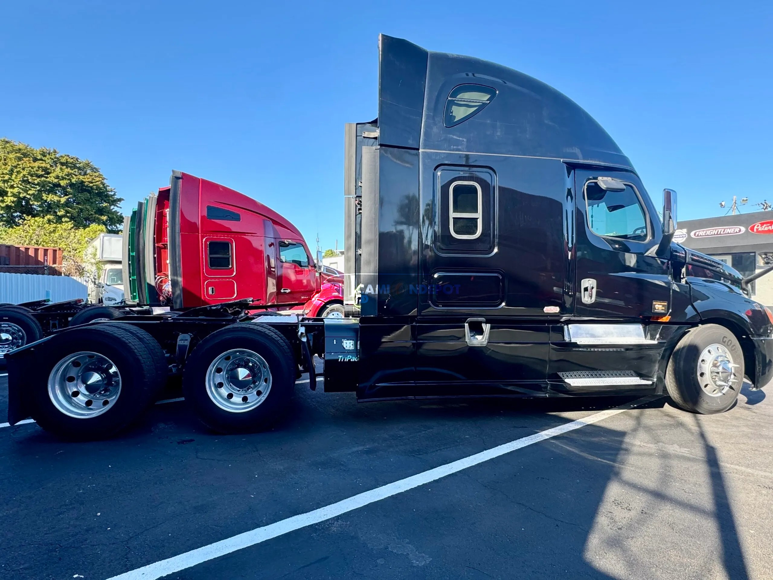 Truck Thumbnail 2