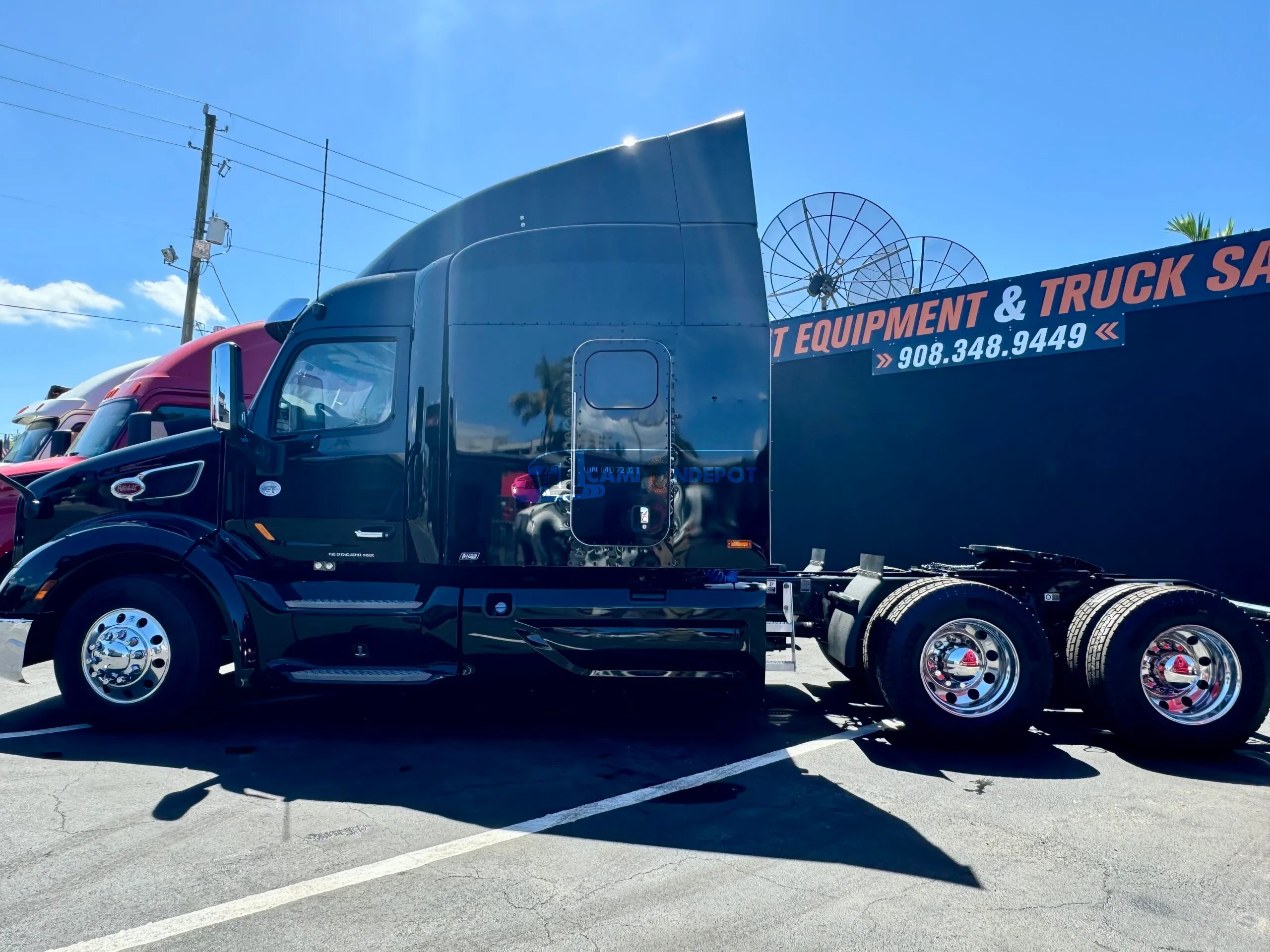 Truck Thumbnail 2