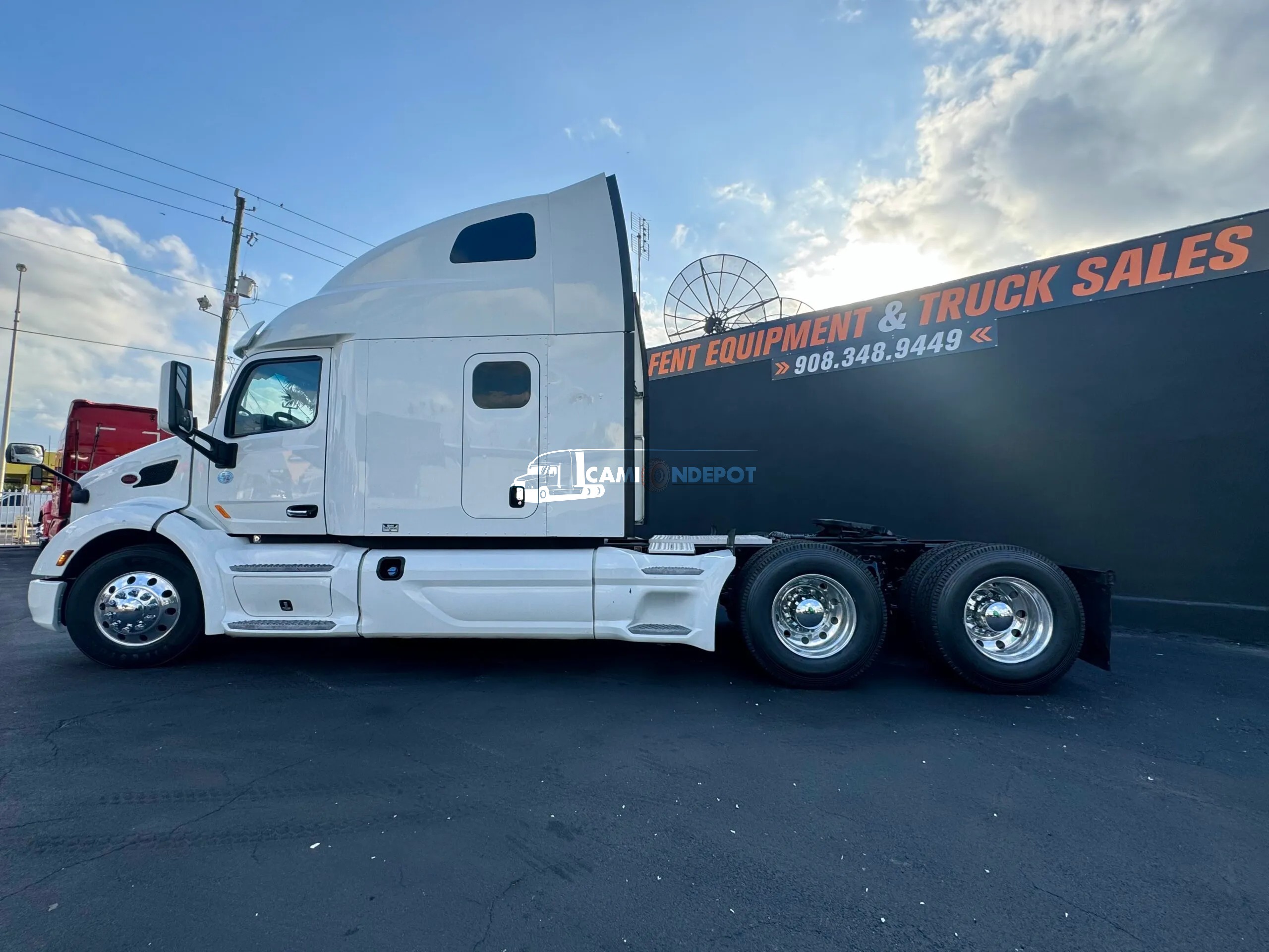 Truck Thumbnail 3