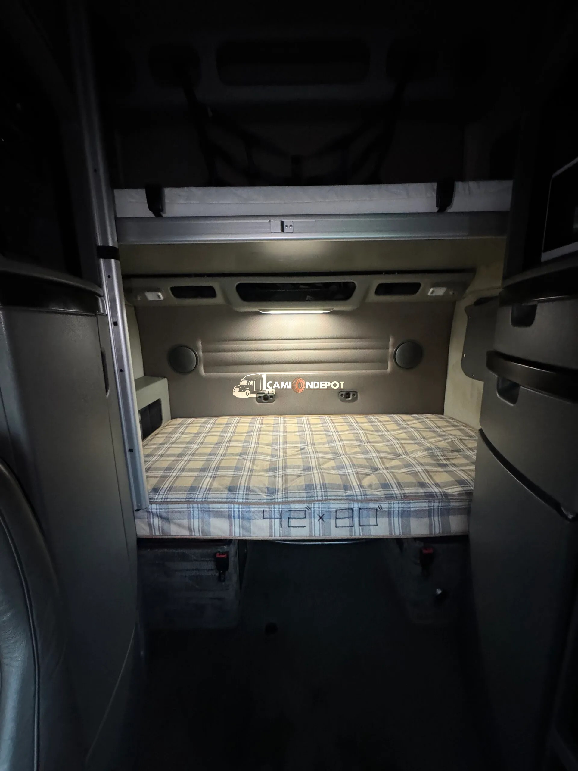 Truck Thumbnail 3