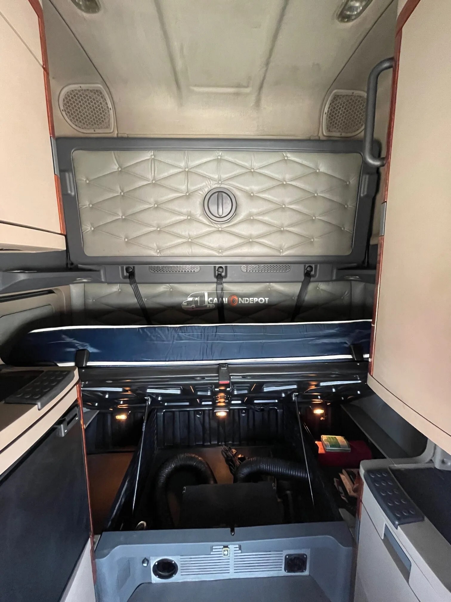 Truck Thumbnail 4
