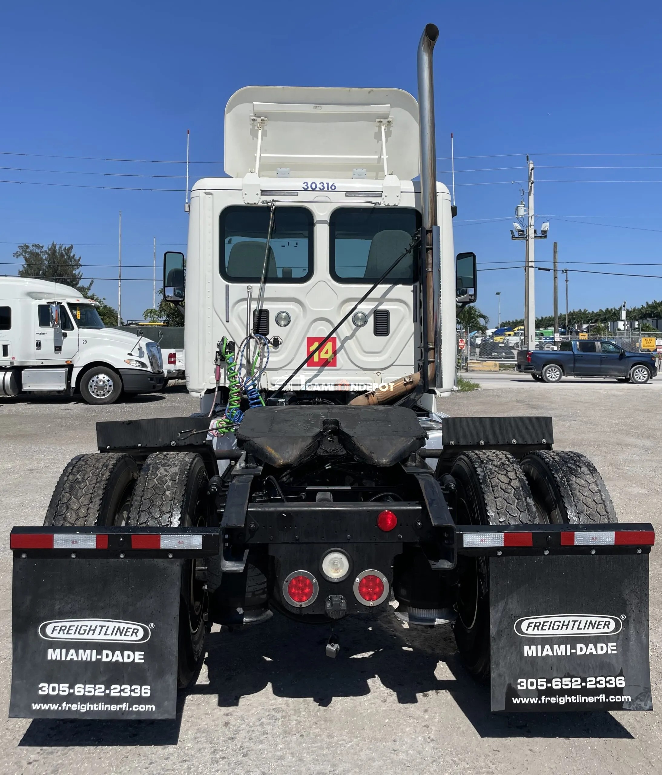 Truck Thumbnail 2