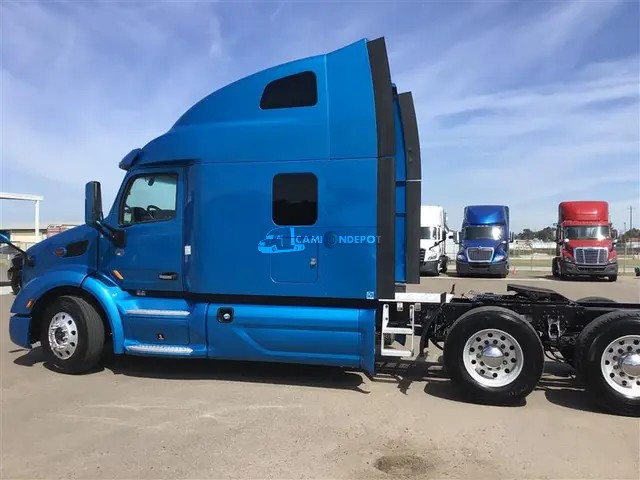 Truck Thumbnail 3
