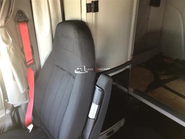 Truck Thumbnail 6