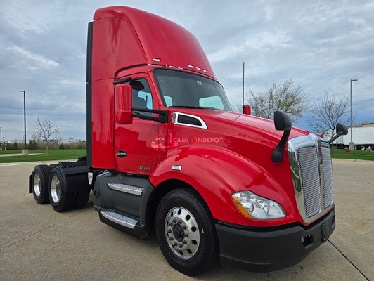 Truck Thumbnail 3