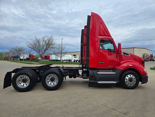 Truck Thumbnail 2