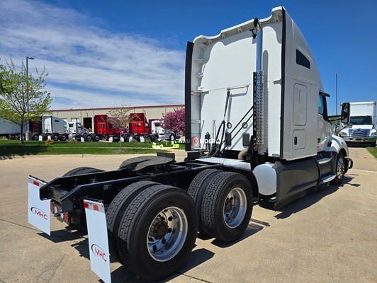 Truck Thumbnail 2