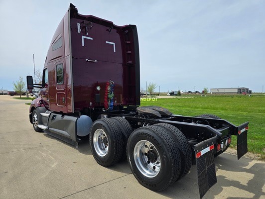 Truck Thumbnail 4