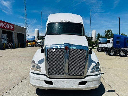 Truck Thumbnail 2