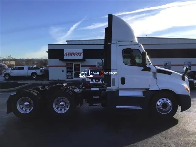 Truck Thumbnail 2