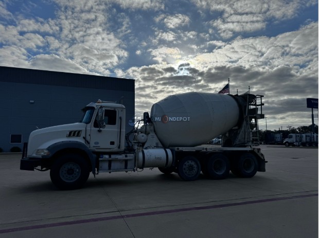 Truck Thumbnail 2