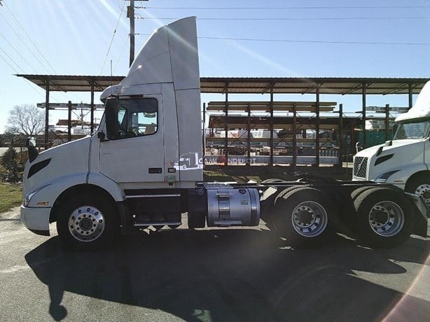 Truck Thumbnail 4