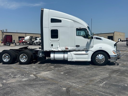 Truck Thumbnail 2