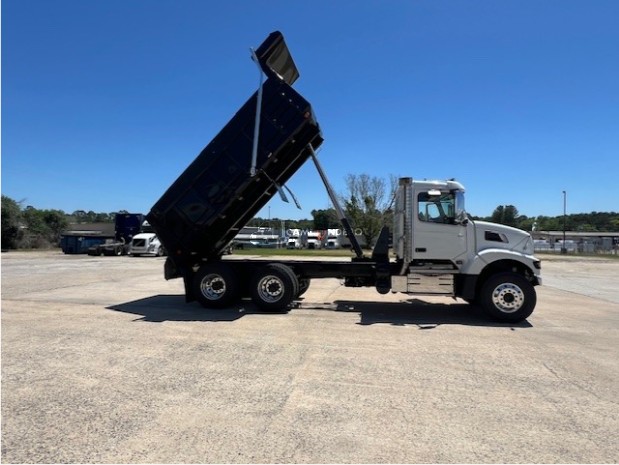 Truck Thumbnail 2