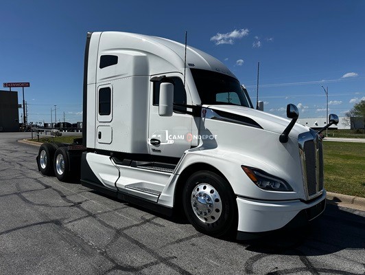 Truck Thumbnail 3