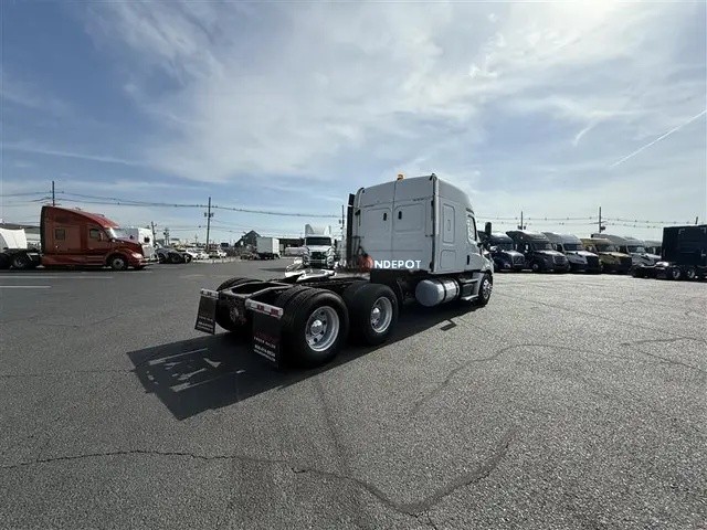Truck Thumbnail 2