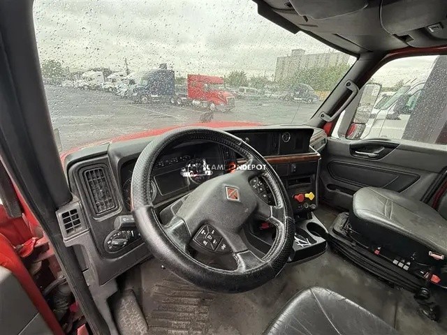 Truck Thumbnail 3