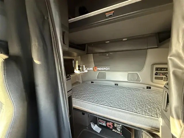 Truck Thumbnail 5