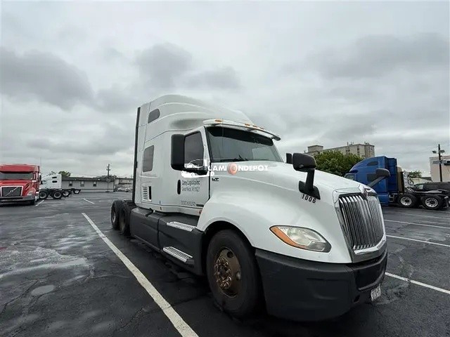 Truck