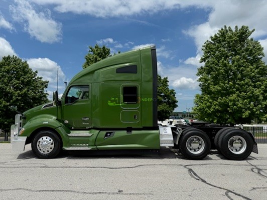 Truck Thumbnail 4