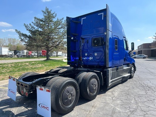 Truck Thumbnail 2